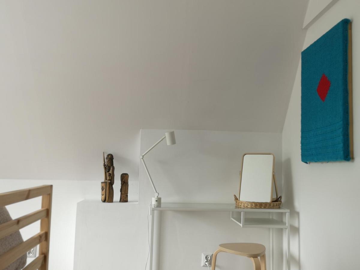Ozwa Apartment